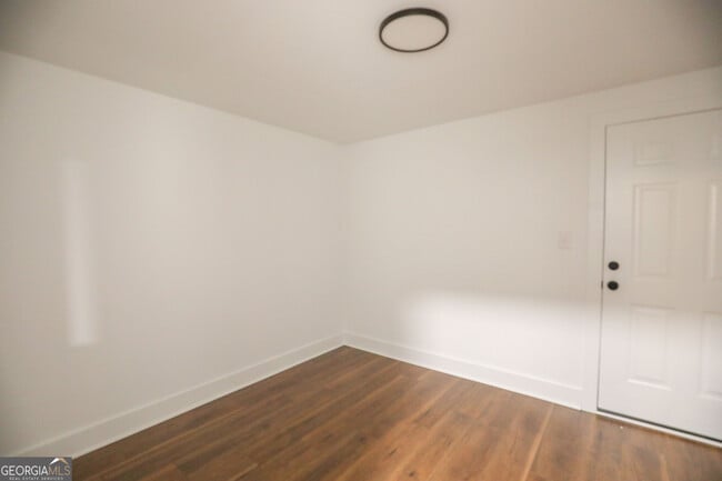 Building Photo - 212 Southland Dr