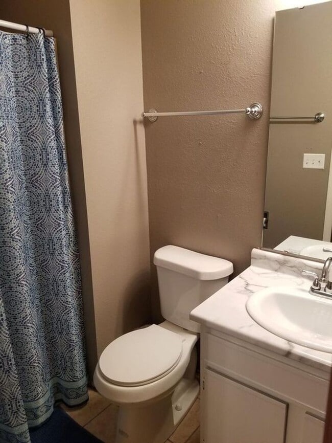 Building Photo - Furnished 2 Bedroom 2 Bath Apartment in Branson MO