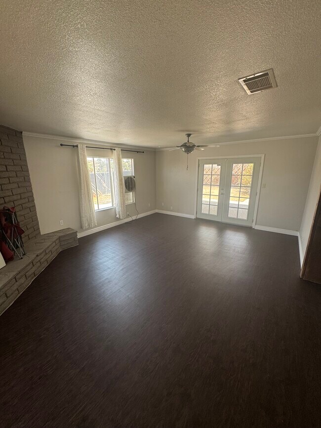 Building Photo - 14433 Mojave Ln