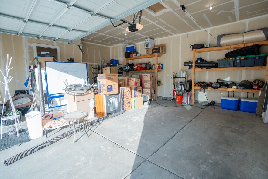 Building Photo - 3264 Mountain Rd