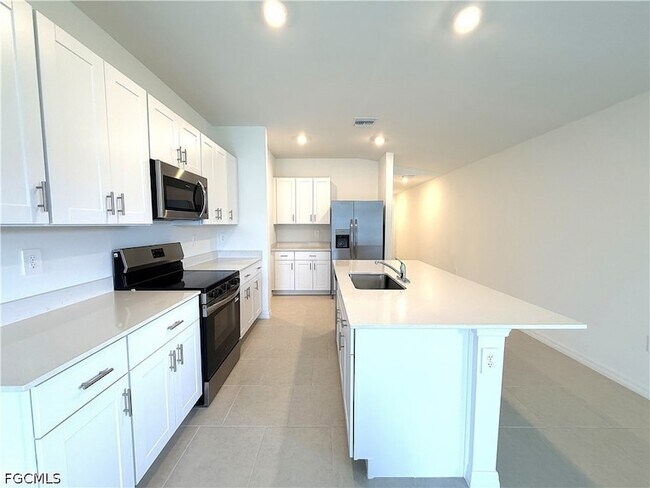 Building Photo - 4046 San Felice Ln