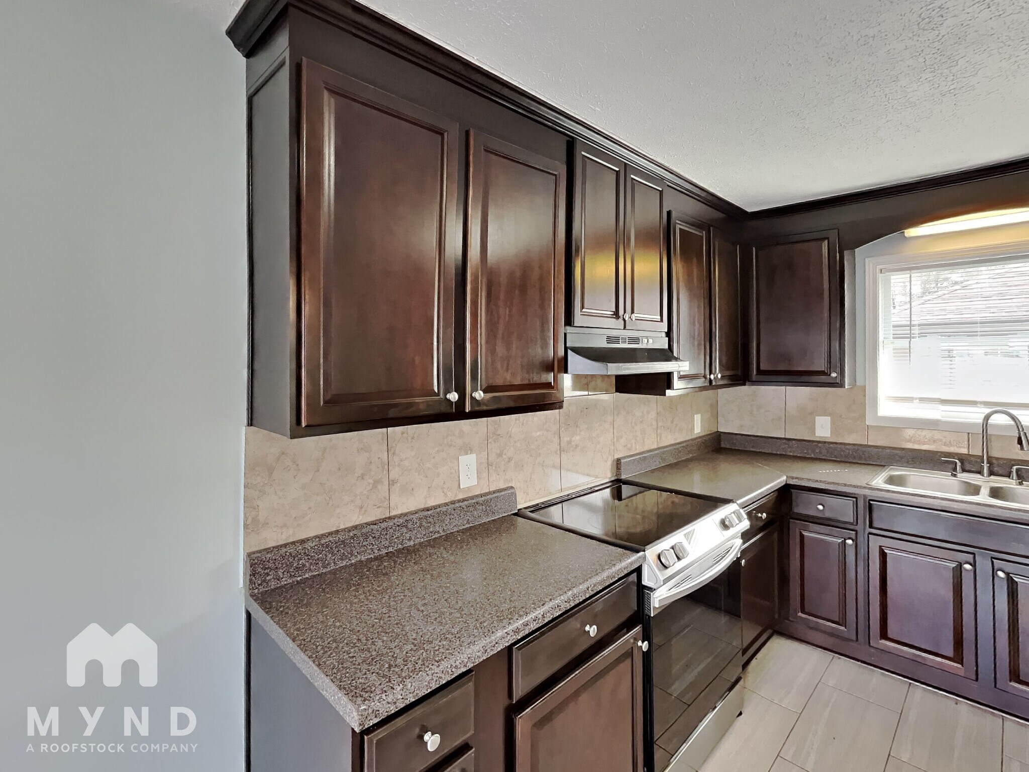 Building Photo - 544 Timber Ridge Ct