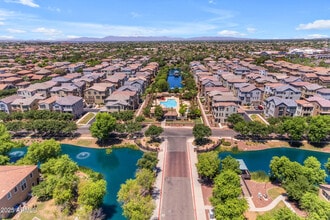 Building Photo - 1725 E Chelsea Ln