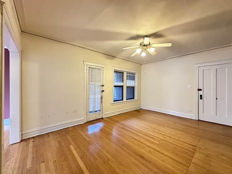 Building Photo - 2522 N Kedzie Blvd