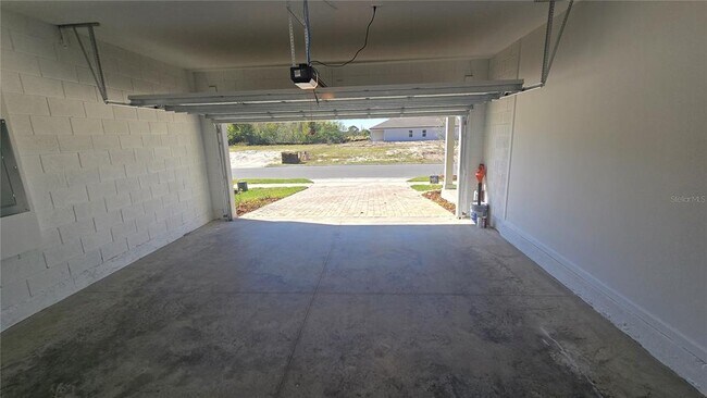 Building Photo - 2443 Grey Hawk Dr