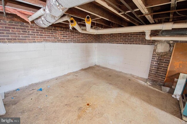 Building Photo - 417 Winder St