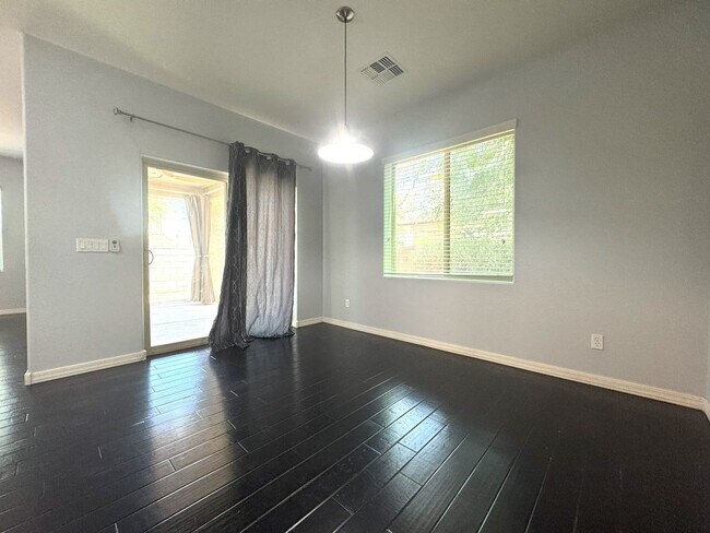 Building Photo - COMING SOON! LYONS GATE 5 BDRM + LOFT W CO...