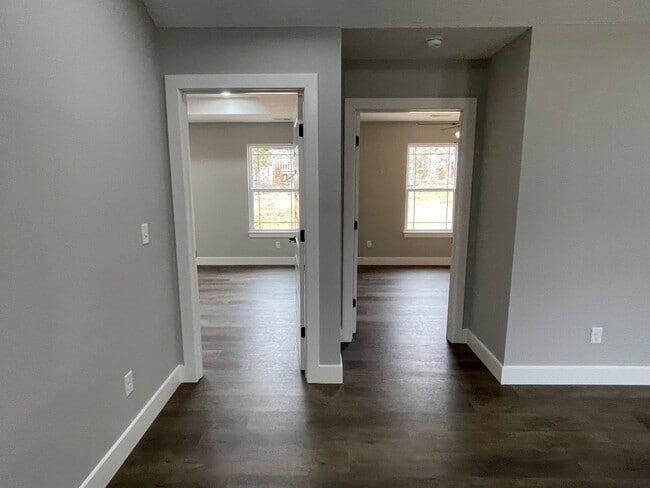 Building Photo - NEW CONSTRUCTION 3 Bed 2 Bath FOR RENT in Waynesville