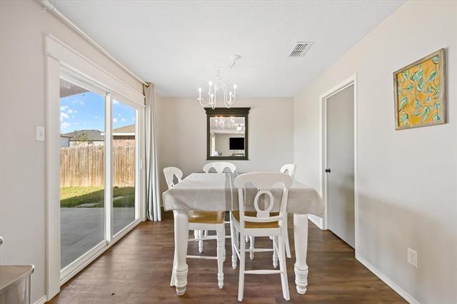 Building Photo - 115 Palomino Ln