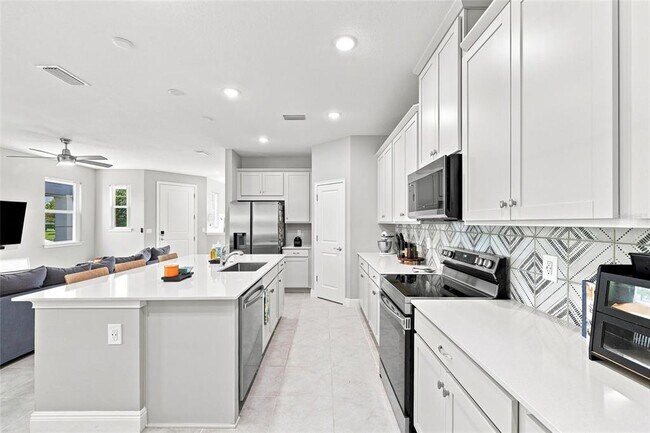 Building Photo - 3919 Knotty Pne St