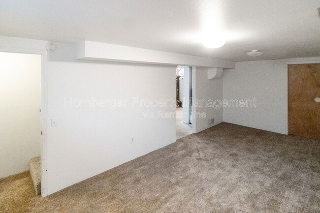 Building Photo - 7024 N Wiscomb St