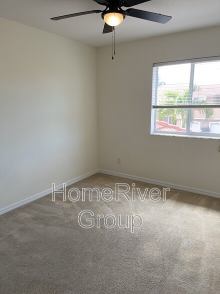 Building Photo - 9840 Roundstone Cir