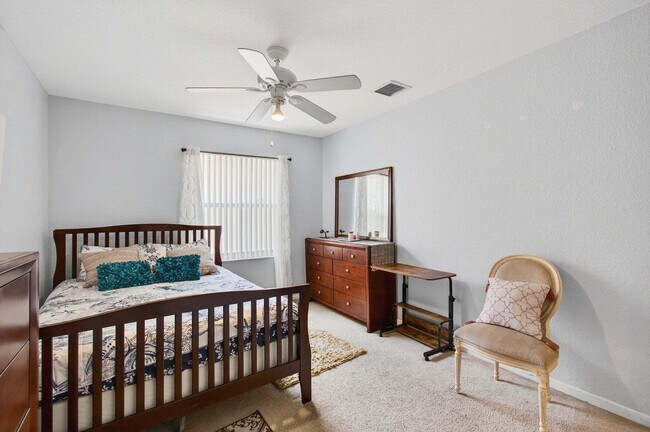 Building Photo - 5057 Sancerre Cir