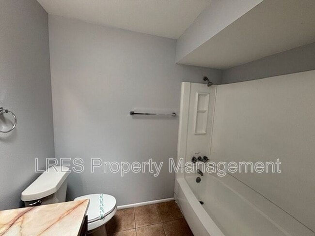 Building Photo - 4654 Lighthouse Cir