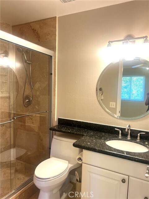 Building Photo - 5052 Hampton Ct