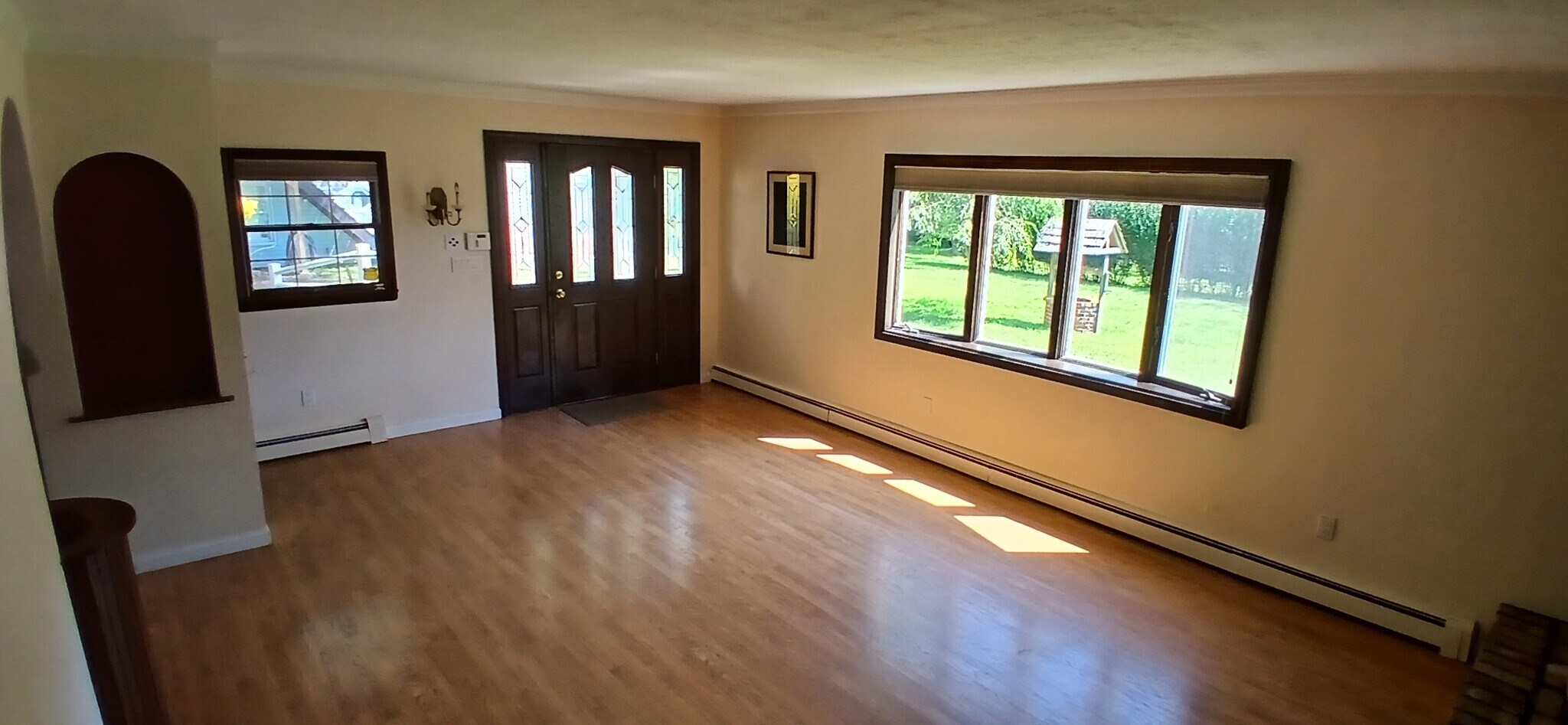 Living Room - 57 Brook St