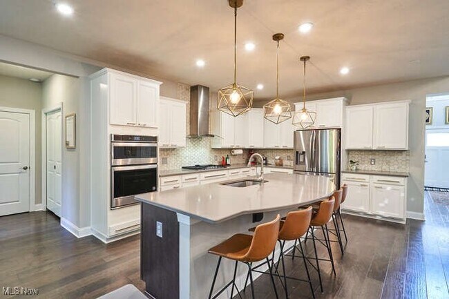 Building Photo - 538 High Point Dr