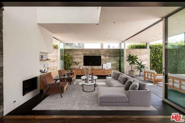 Building Photo - 4035 Van Buren Pl