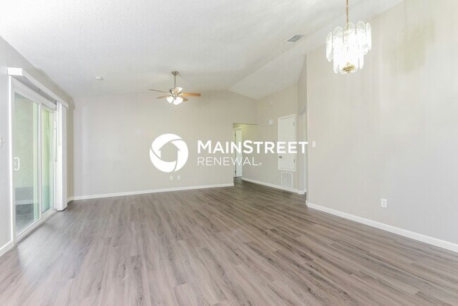 Building Photo - 3 Bedroom Pet-Friendly Home in Ocoee, FL with Main Street Renewal
