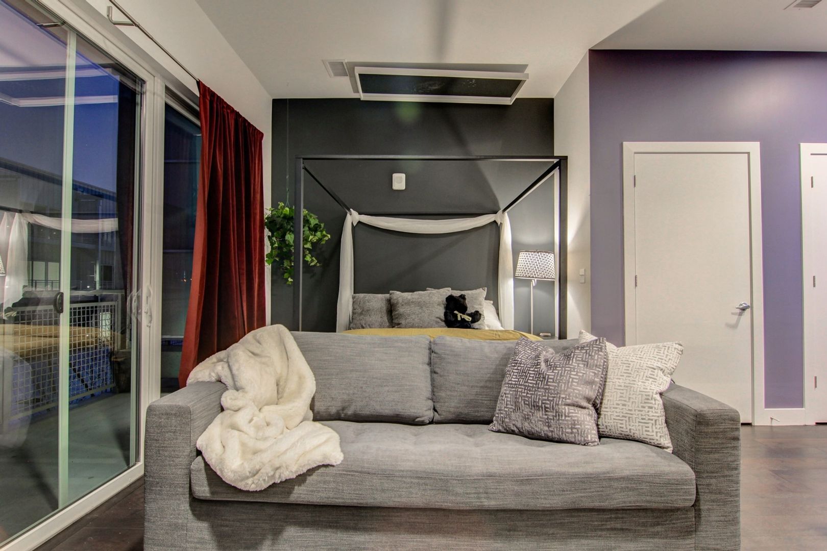 Building Photo - 2550 Lawrence St