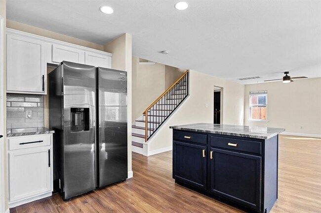 Building Photo - 1405 Ty Cobb Pl