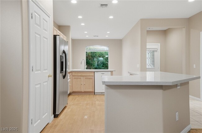 Building Photo - 10631 Sweet Lilly Ct