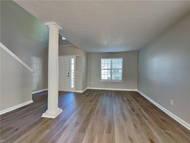 Building Photo - 364 Nunnally Dr