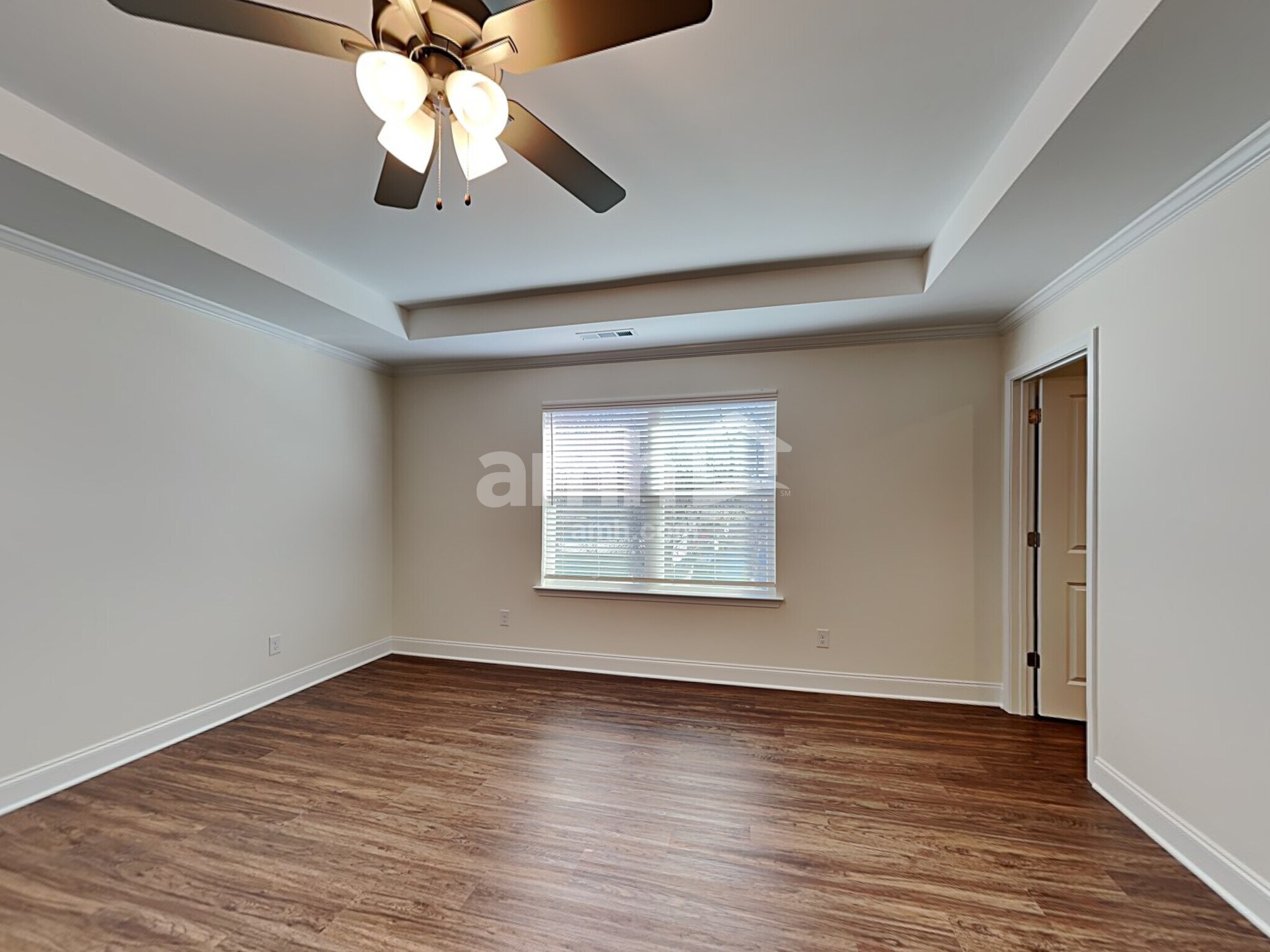 Building Photo - 3016 Esquire Dr