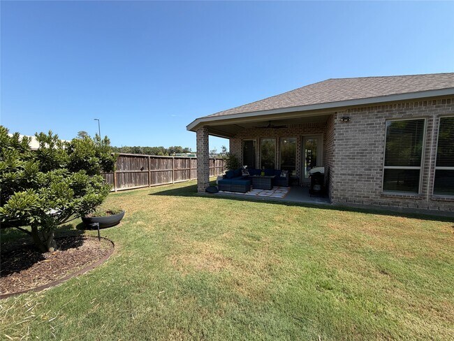 Building Photo - 11802 Radura Rd