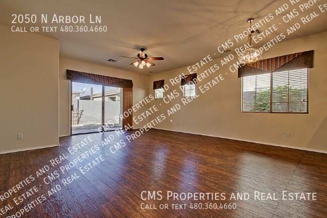 Building Photo - 2050 N Arbor Ln