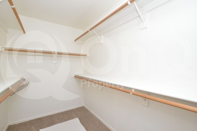 Building Photo - 6609 N 85th Dr