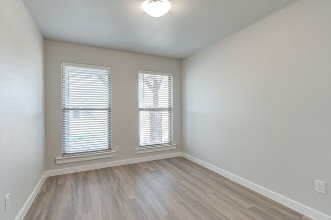 Building Photo - Brand New 4/2 in South Lubbock!