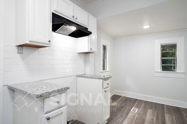 Building Photo - 2521 15th St Ensley