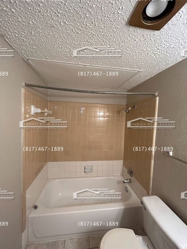 Building Photo - 3/2 in Arlington, Available Now!