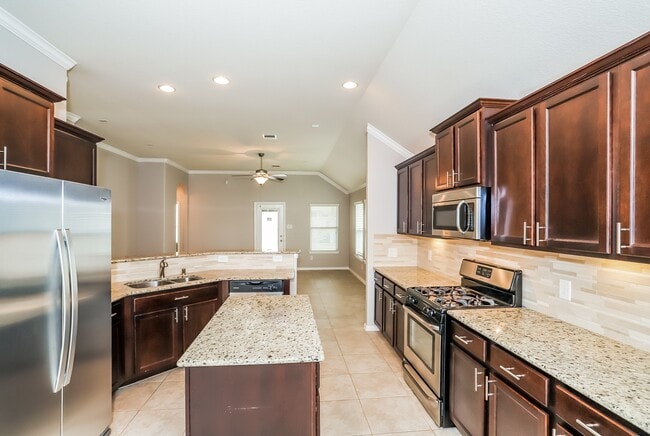 Building Photo - 20714 Calloway Crest Ct