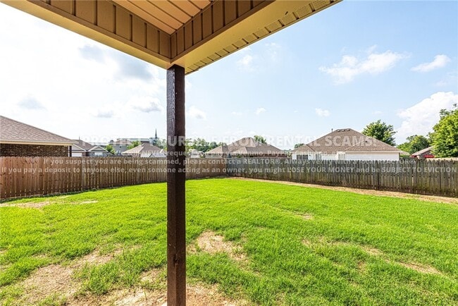 Building Photo - 400 W Fitchberg St