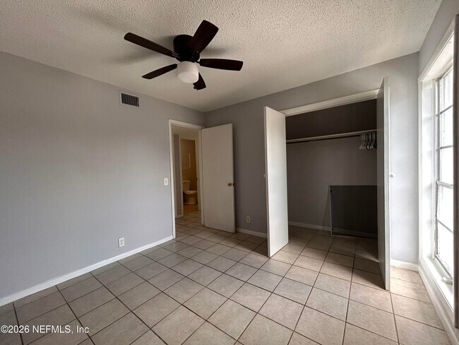 Building Photo - 1124 Woodruff Ave