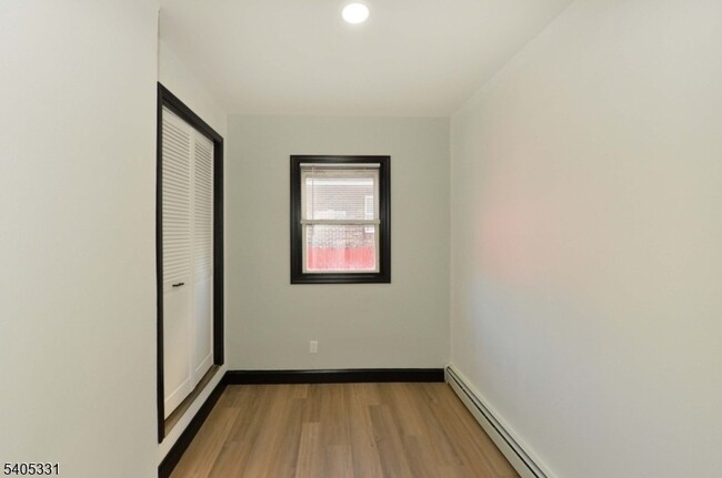 Building Photo - 73 Lafayette Ave