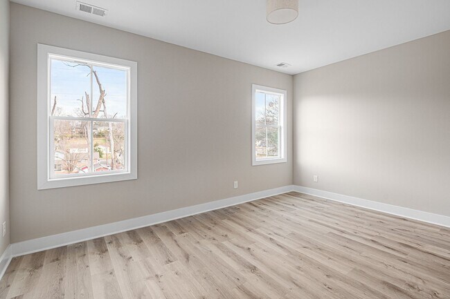 Building Photo - New Construction: 3 bed/2 bath Home in the Brentwood/Nippers Corner neighborhood, One Car Garage