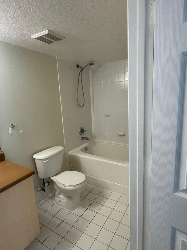 Building Photo - 4041 San Marino Blvd