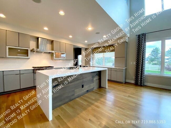 Building Photo - 1279 Foothills Farm Way