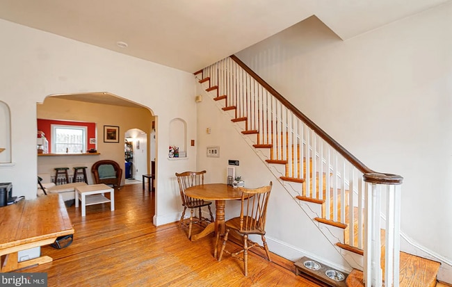 Building Photo - Spacious 4BR Home Steps from Frankford Ave | Private Patio + Tons of Natural Light