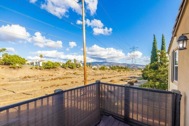 Building Photo - 1423 Caminito Garibay