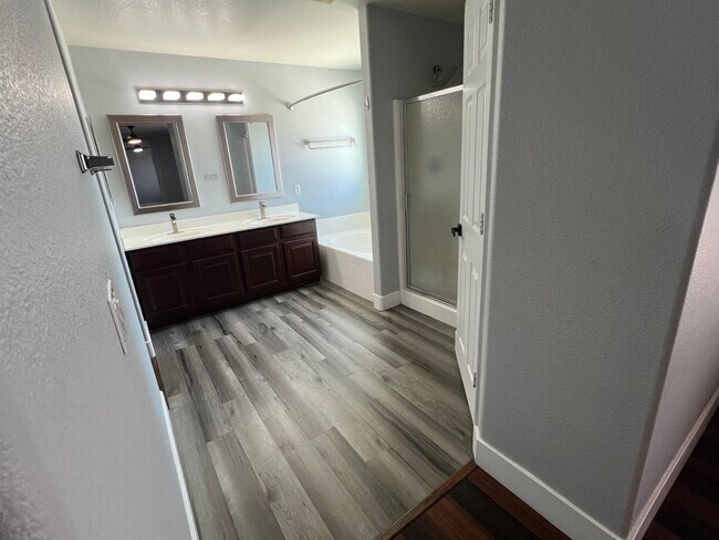 Building Photo - 11175 W Ashley Chantil Dr