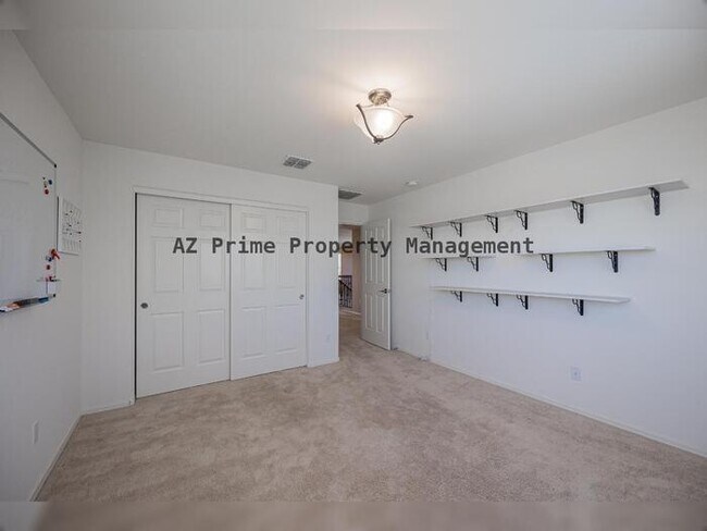 Building Photo - 218 N 109th Dr
