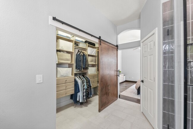 Building Photo - 7509 Callaway Dr