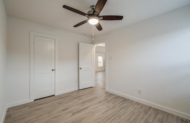 Building Photo - 8307 Blue Shell Ln
