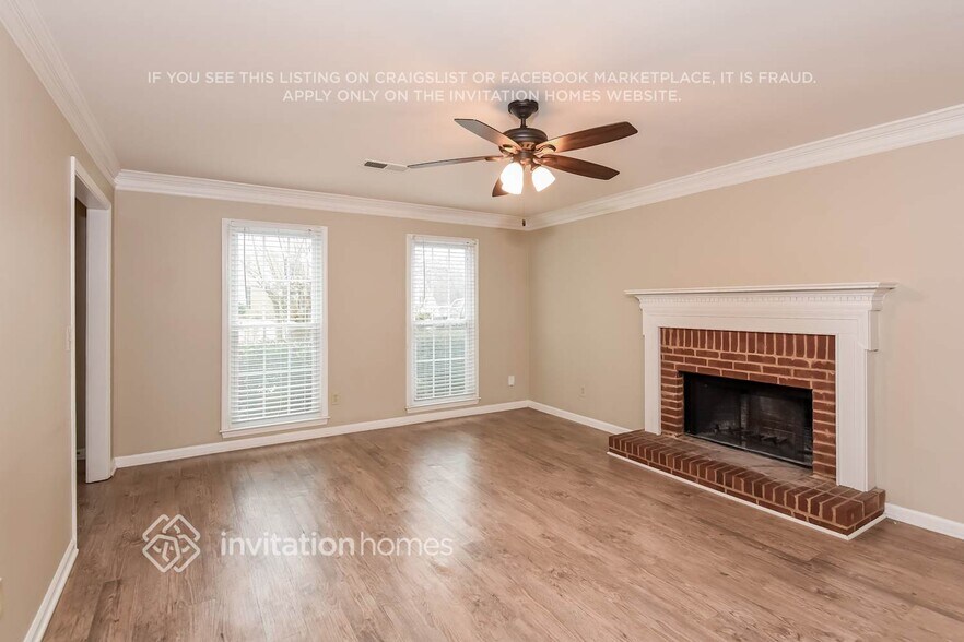 Building Photo - 613 Dahlia Way