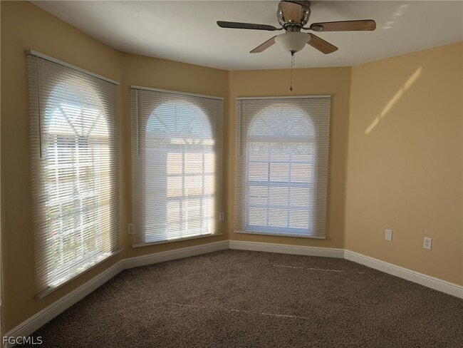 Building Photo - 2553 NW 21st Ave