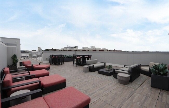 Building Photo - 1973 Dorchester Ave